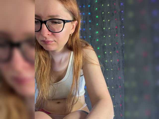 Emma4coy's BongaCams show and profile