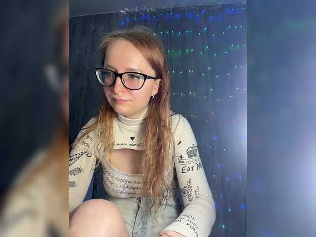 Emma4coy's BongaCams show and profile
