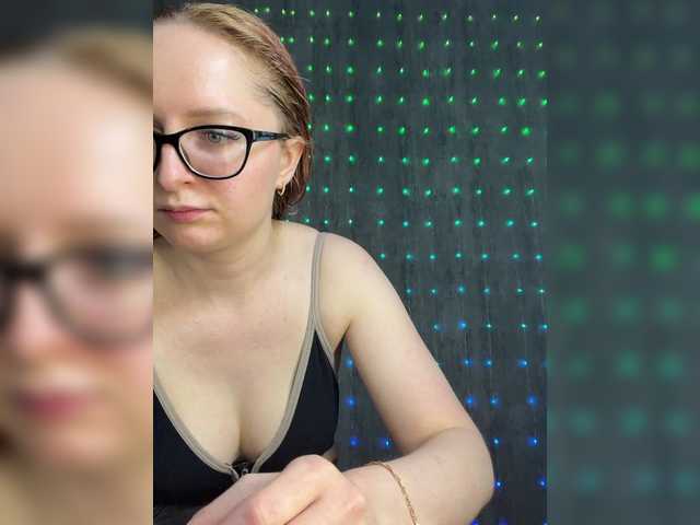 Emma4coy's BongaCams show and profile