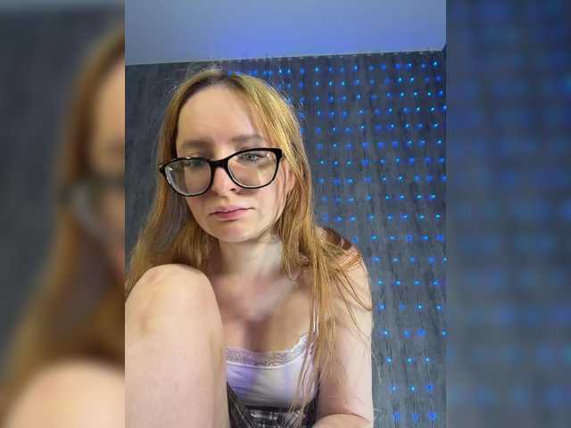 Emma4coy's BongaCams show and profile