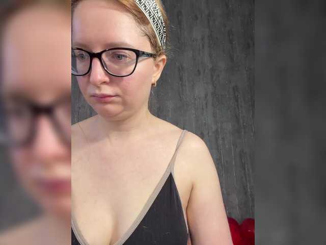 Emma4coy's BongaCams show and profile