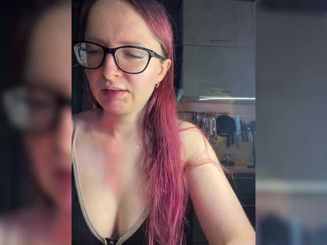 Emma4coy's BongaCams show and profile