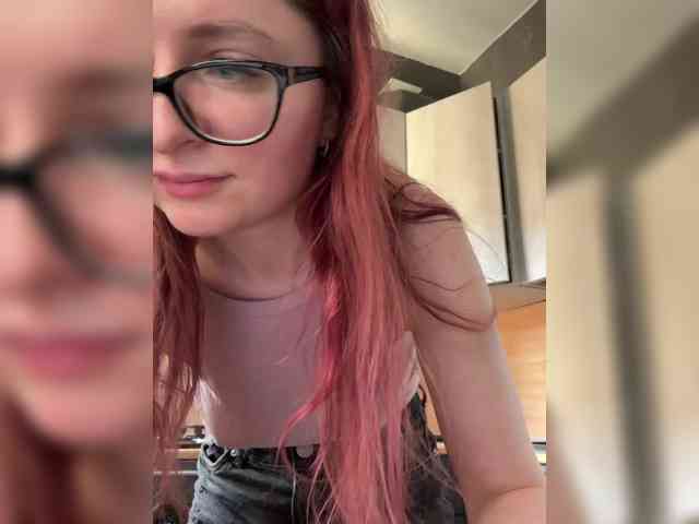 nude amateur chat Emma4you