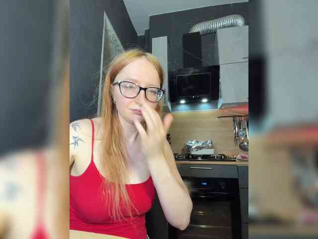 Emma4coy Live Webcam on BongaCams