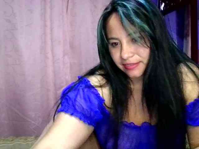 Hot4mommy