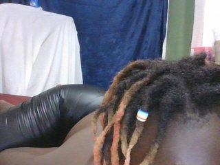 freakcurvy8's Live Webcam