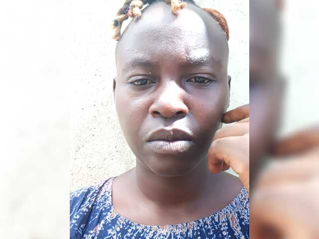 freakcurvy8's BongaCams show and profile