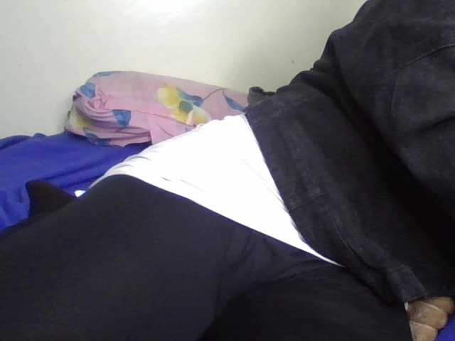 freakcurvy8 chat room