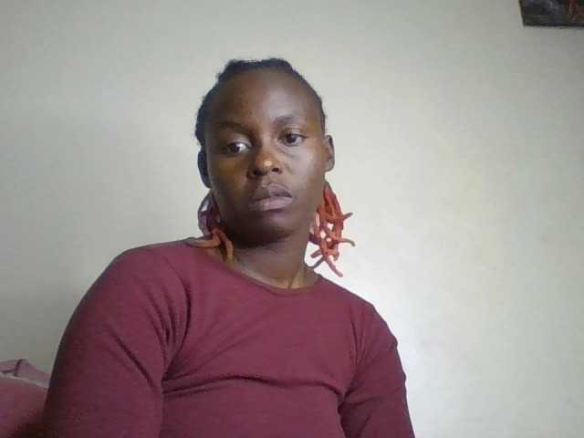 freakcurvy8's BongaCams show and profile