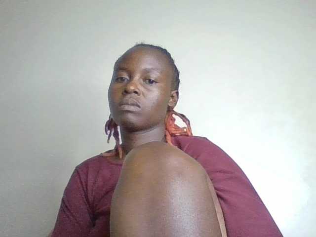 freakcurvy8's BongaCams show and profile