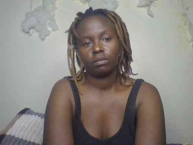 freakcurvy8 webcam