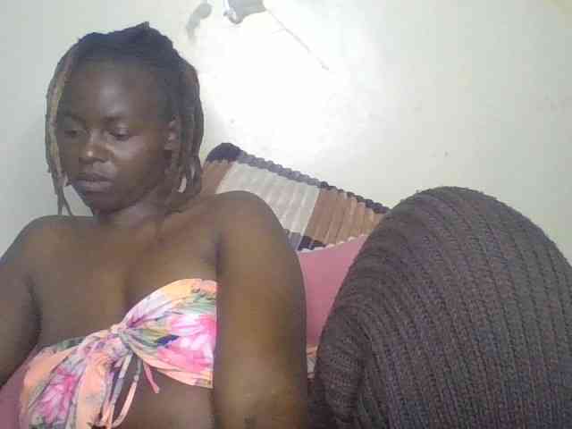 freakcurvy8 webcam
