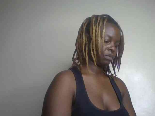 freakcurvy8 freakcurvy8