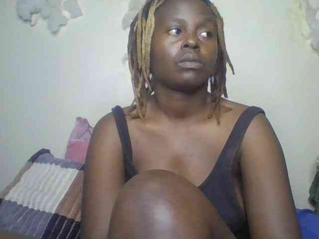 freakcurvy8 webcam