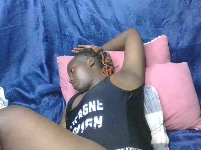 freakcurvy8 freakcurvy8