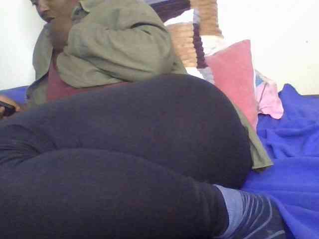 freakcurvy8 webcam