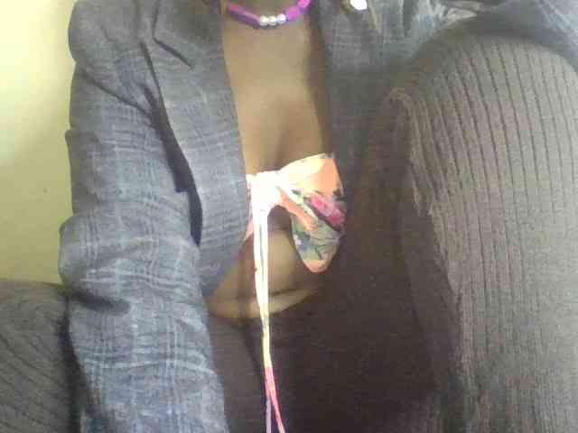 freakcurvy8 webcam