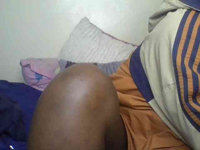 freakcurvy8 webcam