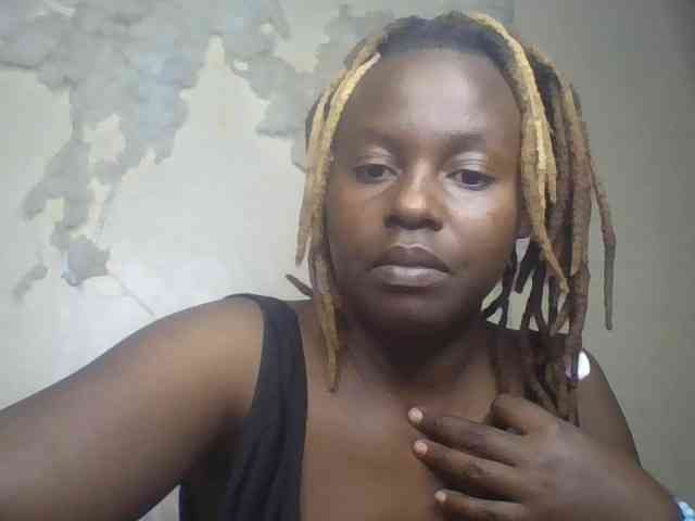 freakcurvy8 webcam