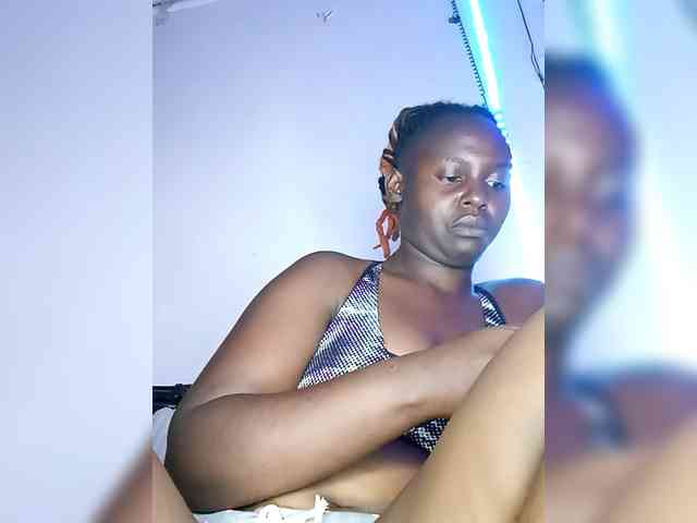 freakcurvy8 freakcurvy8