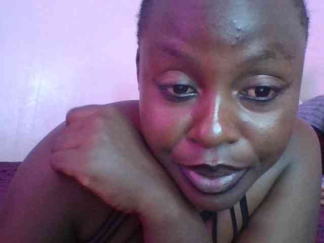 freakcurvy8