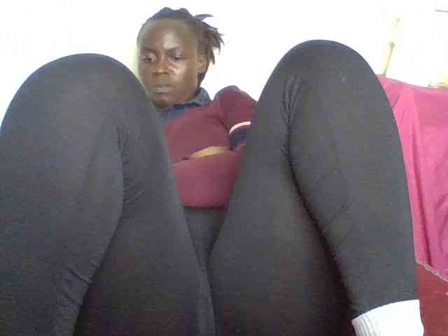 freakcurvy8