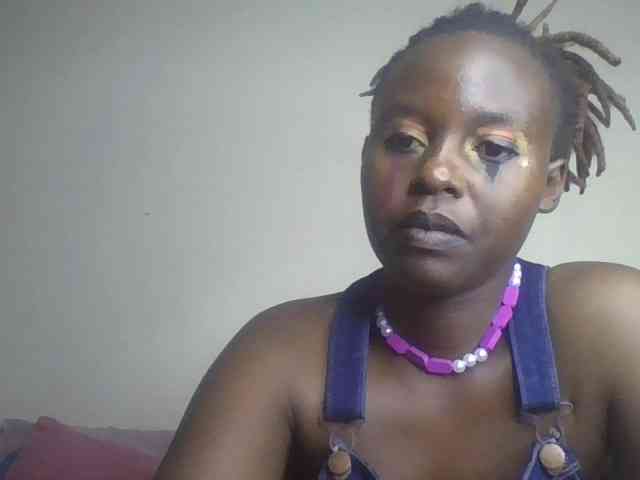 freakcurvy8 freakcurvy8