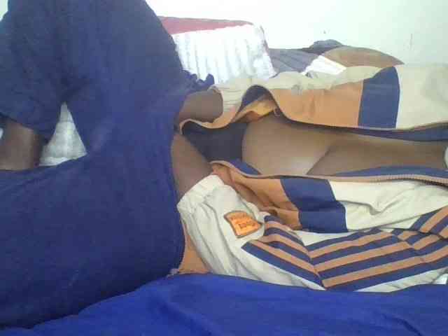 freakcurvy8 webcam