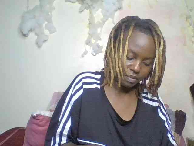 freakcurvy8 freakcurvy8