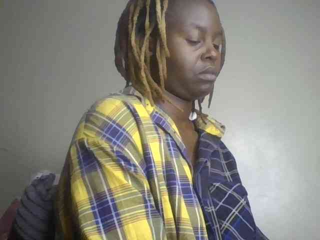 freakcurvy8 freakcurvy8