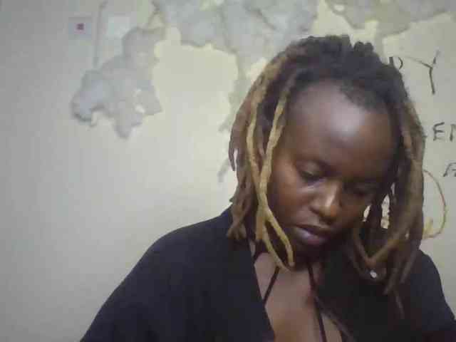 freakcurvy8 freakcurvy8