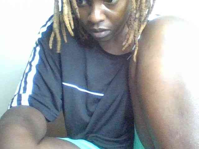 freakcurvy8 freakcurvy8