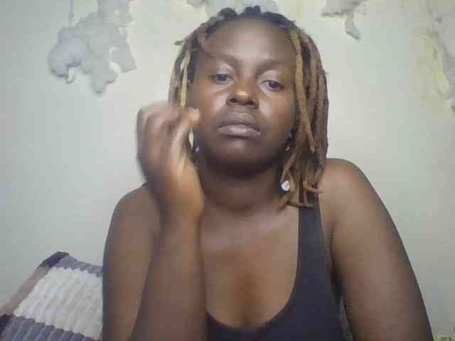 freakcurvy8 webcam