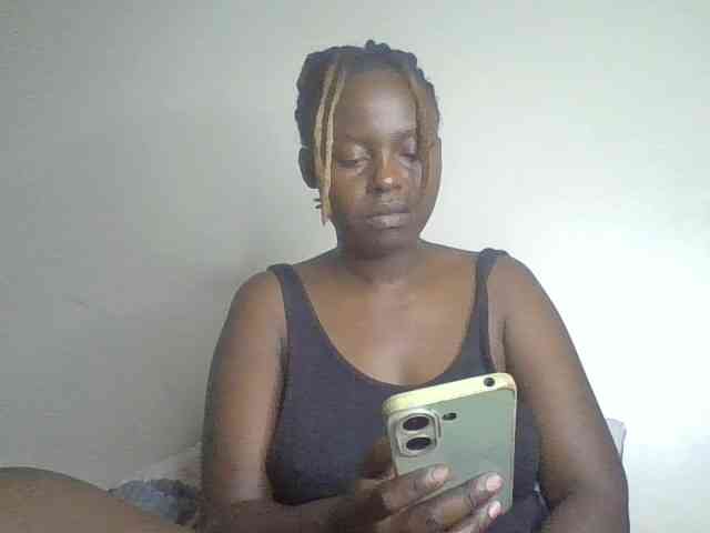 freakcurvy8 webcam