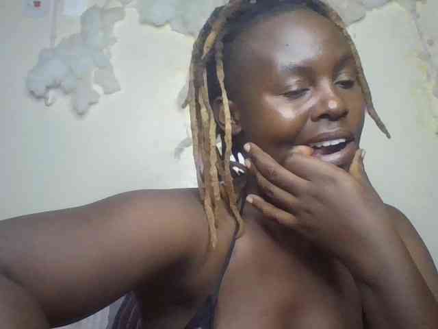 freakcurvy8 webcam