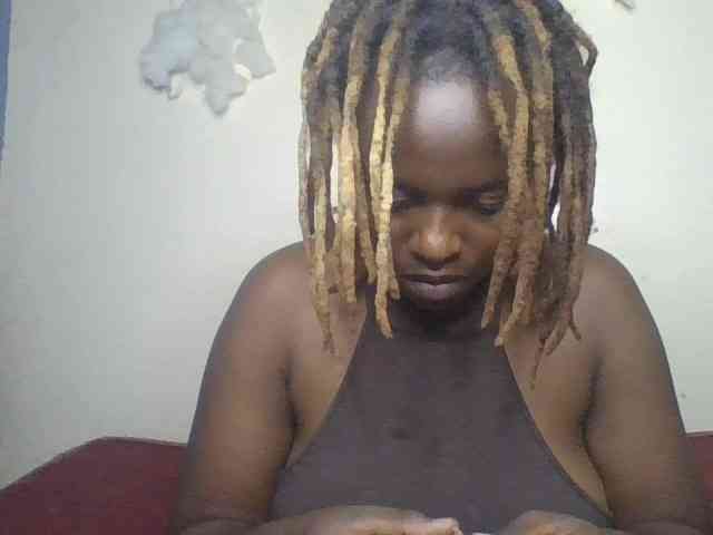 freakcurvy8 webcam