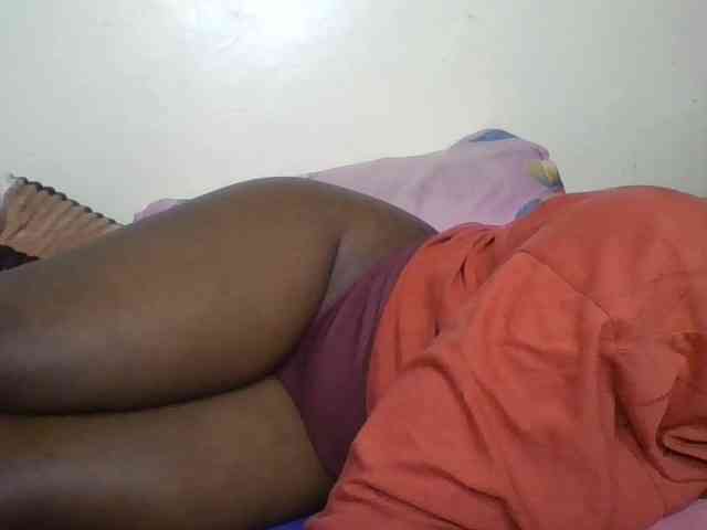 freakcurvy8