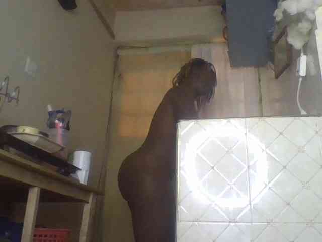 freakcurvy8 webcam