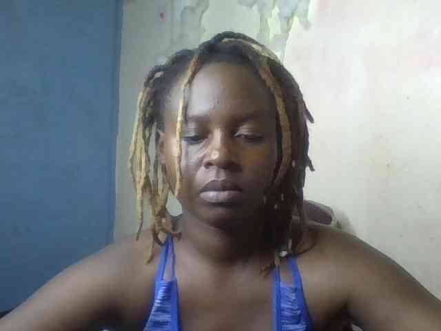 freakcurvy8 freakcurvy8