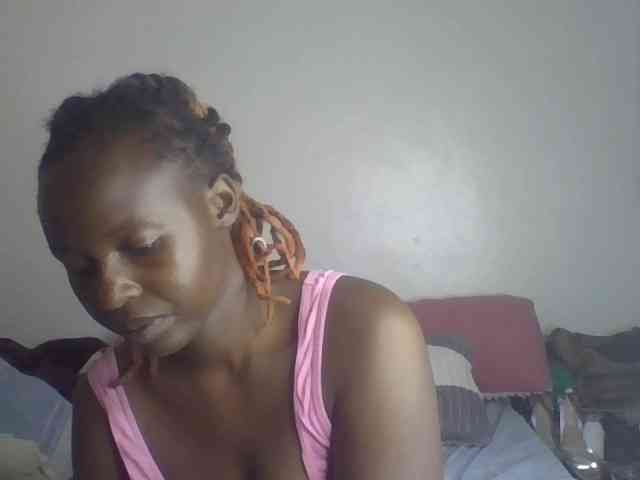 freakcurvy8 freakcurvy8