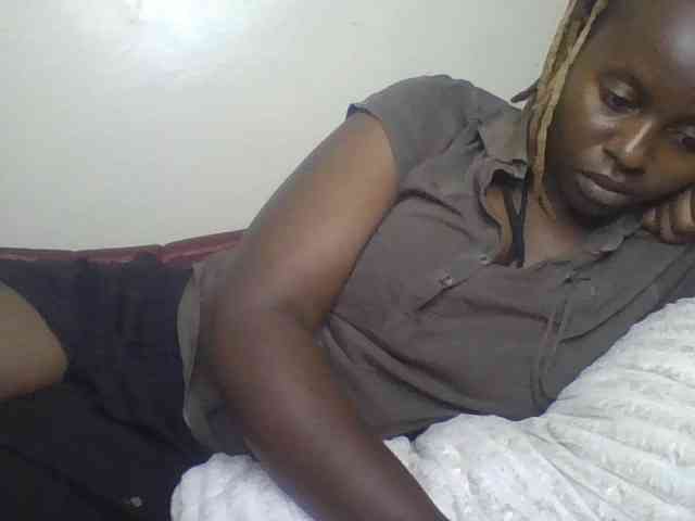 freakcurvy8 webcam