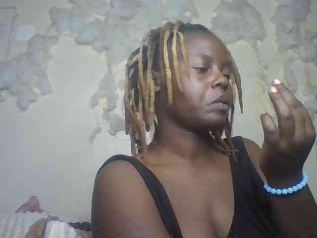 freakcurvy8 webcam