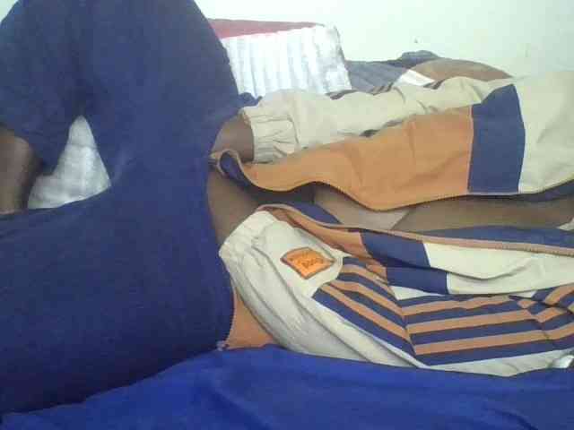 freakcurvy8 webcam