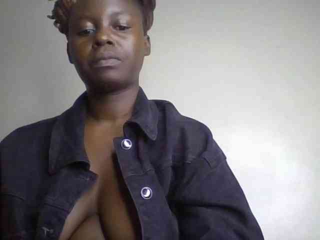 freakcurvy8