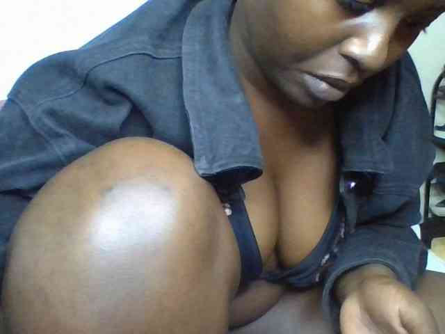 freakcurvy8 webcam