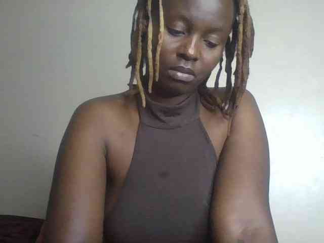freakcurvy8 webcam