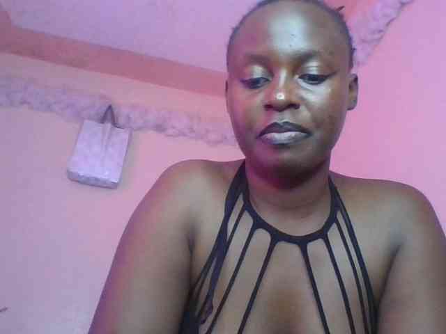 freakcurvy8