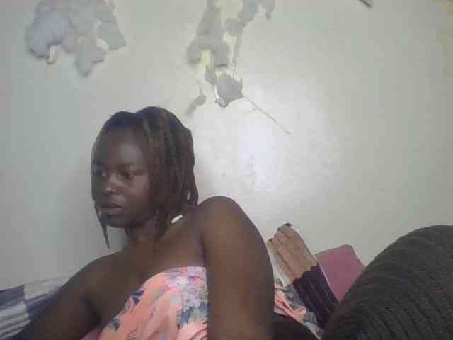 freakcurvy8 webcam