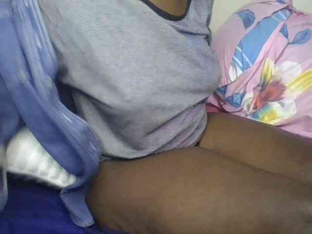 freakcurvy8 webcam