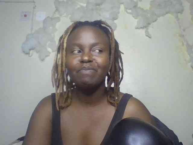 freakcurvy8 webcam